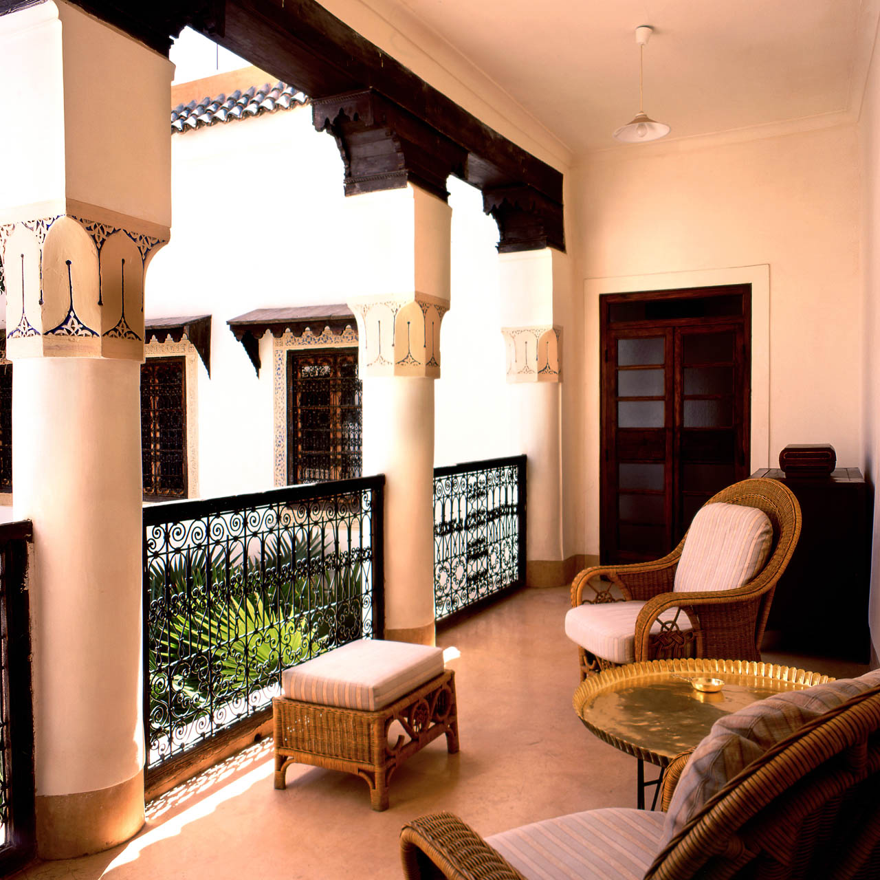 Balcony to the calm Palm Courtyard